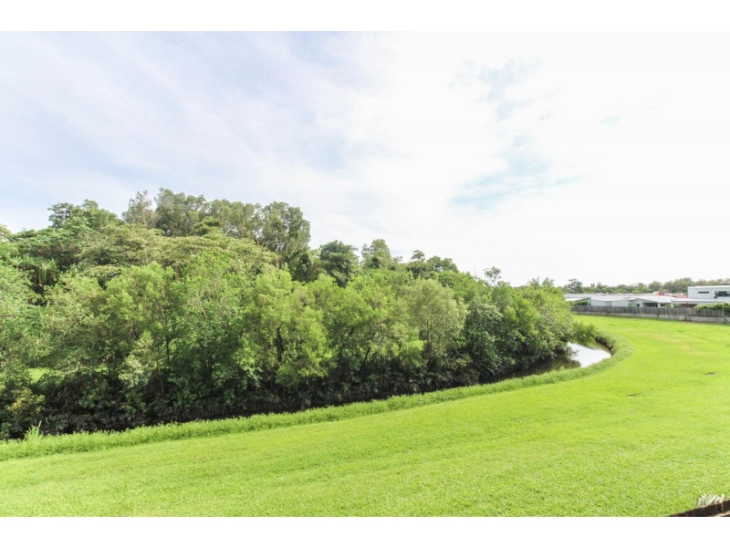8/5 Maytown Close, Manoora QLD 4870