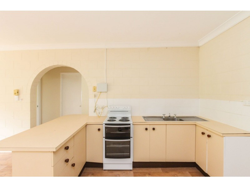 8/5 Maytown Close, Manoora QLD 4870