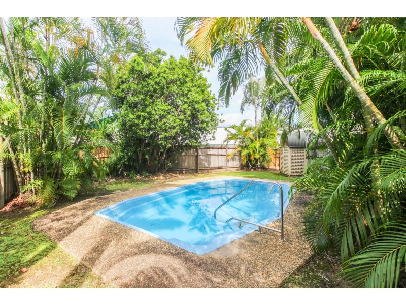 8/5 Maytown Close, Manoora QLD 4870