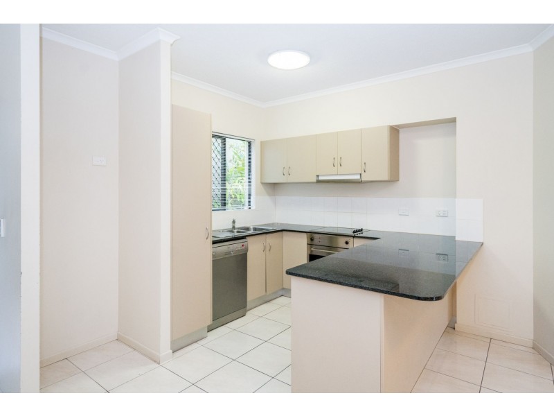 4/516-518 Varley Street, Yorkeys Knob QLD 4878