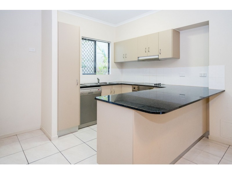 4/516-518 Varley Street, Yorkeys Knob QLD 4878