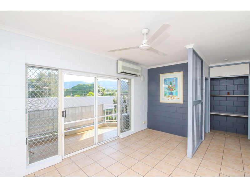 8/2 Mayers Street, Manunda QLD 4870