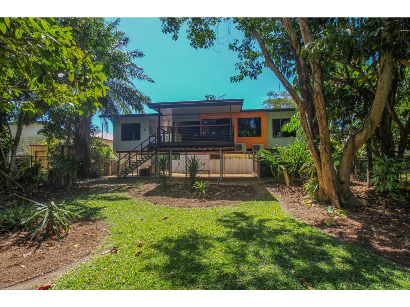 5A Law Street, Cairns North QLD 4870
