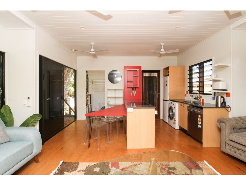 5A Law Street, Cairns North QLD 4870