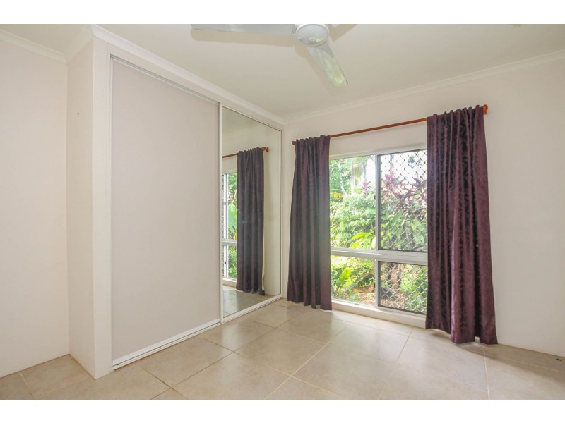 5 Batavia Court, Bentley Park QLD 4869