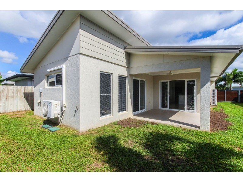 28 Thornborough Circuit, Smithfield QLD 4878