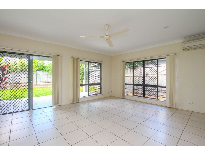 5 Cable Close, Kewarra Beach QLD 4879