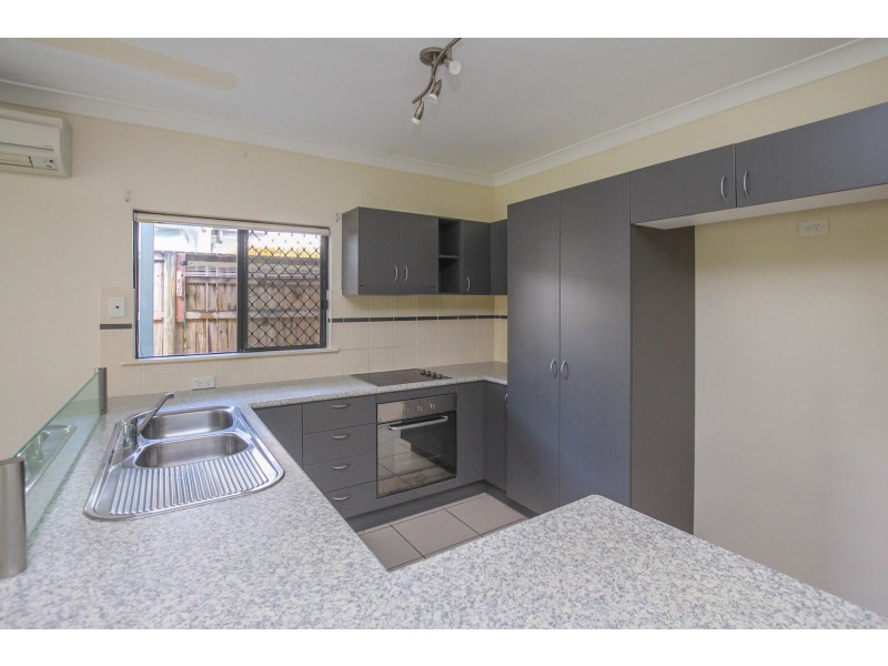 5 Cable Close, Kewarra Beach QLD 4879
