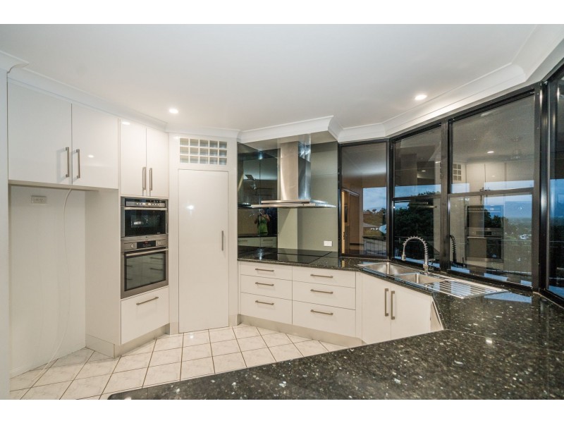 32 Caesar Street, Bentley Park QLD 4869