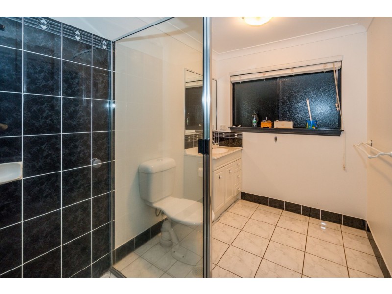 32 Caesar Street, Bentley Park QLD 4869