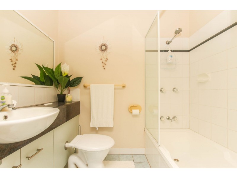 14/7A Grantala Street, Manoora QLD 4870