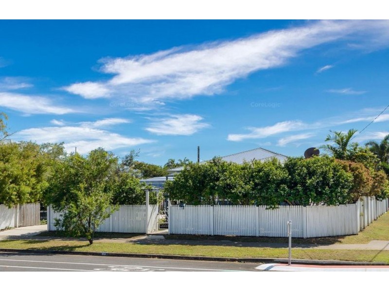 250 Aumuller Street, Westcourt QLD 4870