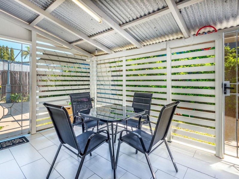 250 Aumuller Street, Westcourt QLD 4870