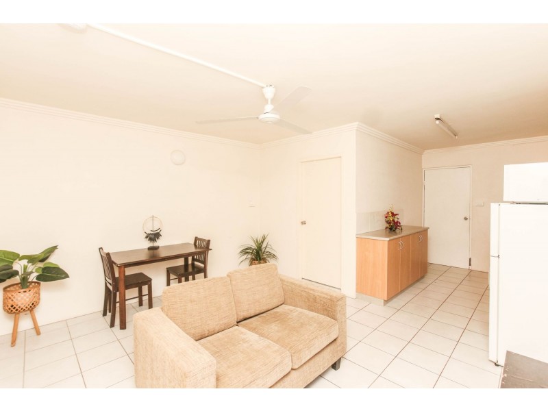 3/28 Digger Street, Cairns North QLD 4870