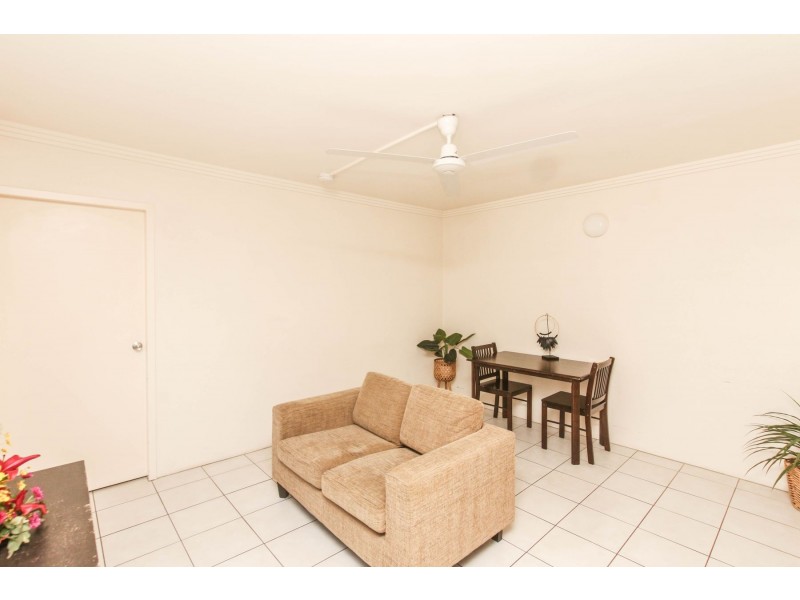 3/28 Digger Street, Cairns North QLD 4870