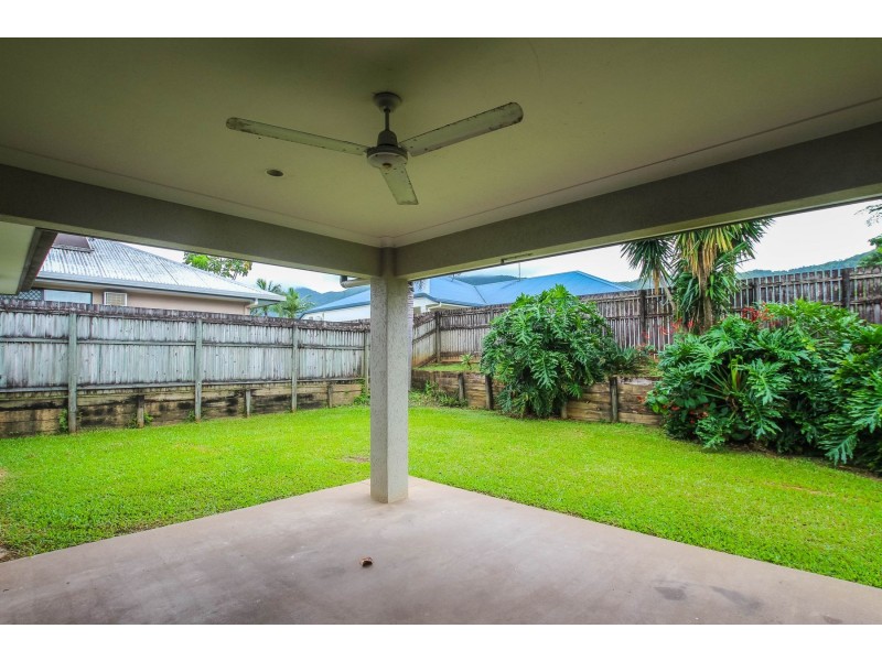 9 Cliffdale Street, Bentley Park QLD 4869