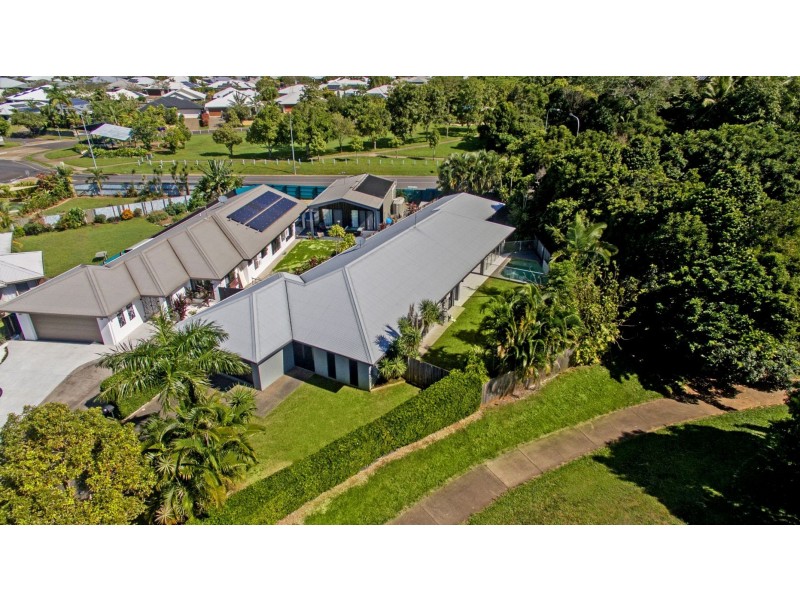 36 Tyrconnell Crescent, Redlynch QLD 4870