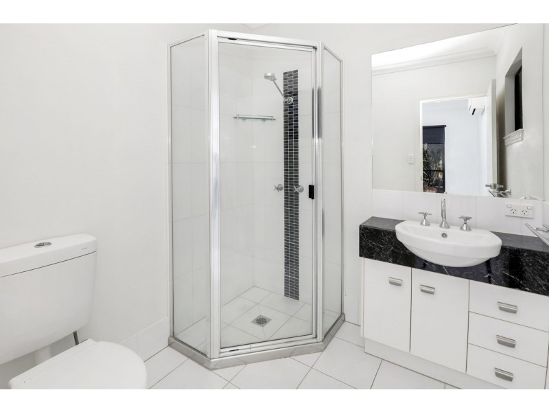 36 Tyrconnell Crescent, Redlynch QLD 4870