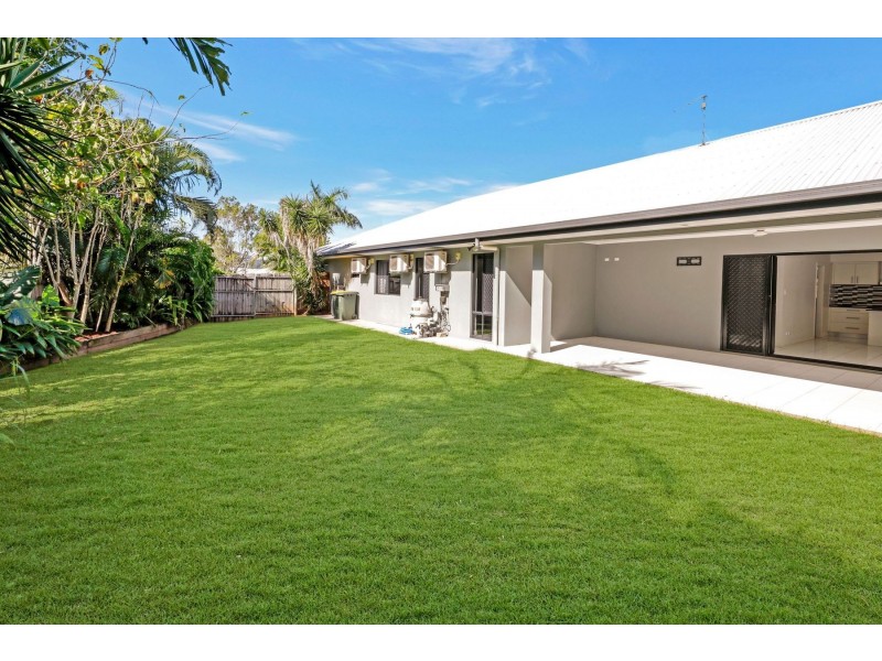 36 Tyrconnell Crescent, Redlynch QLD 4870