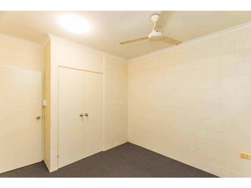 27 Bathurst Drive, Bentley Park QLD 4869