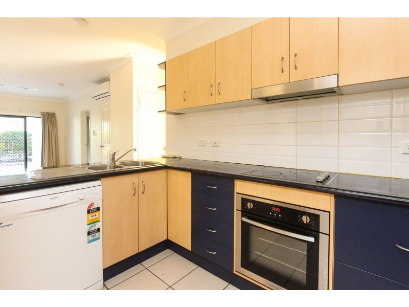 2/7 Pembroke Street, Parramatta Park QLD 4870