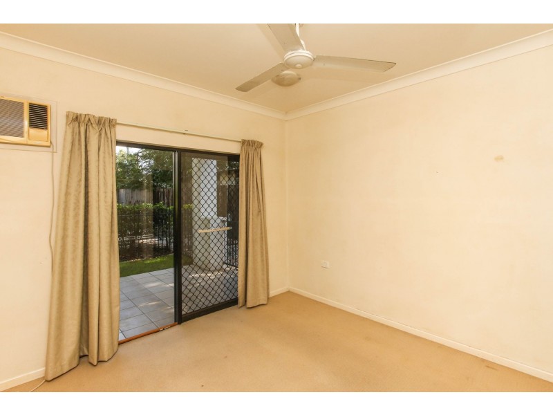 2/7 Pembroke Street, Parramatta Park QLD 4870