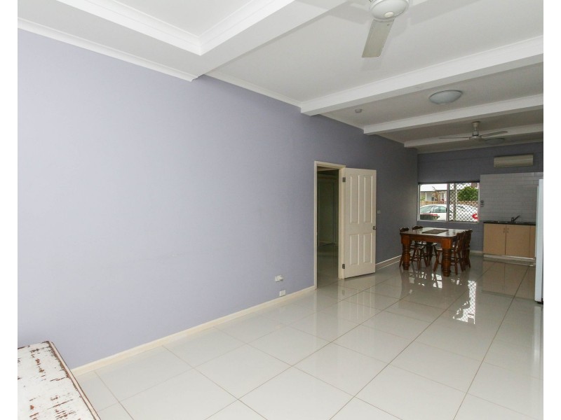 24B Lily Street, Cairns North QLD 4870
