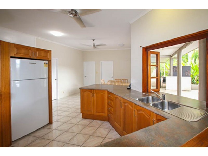31 Barnard Drive, Mount Sheridan QLD 4868
