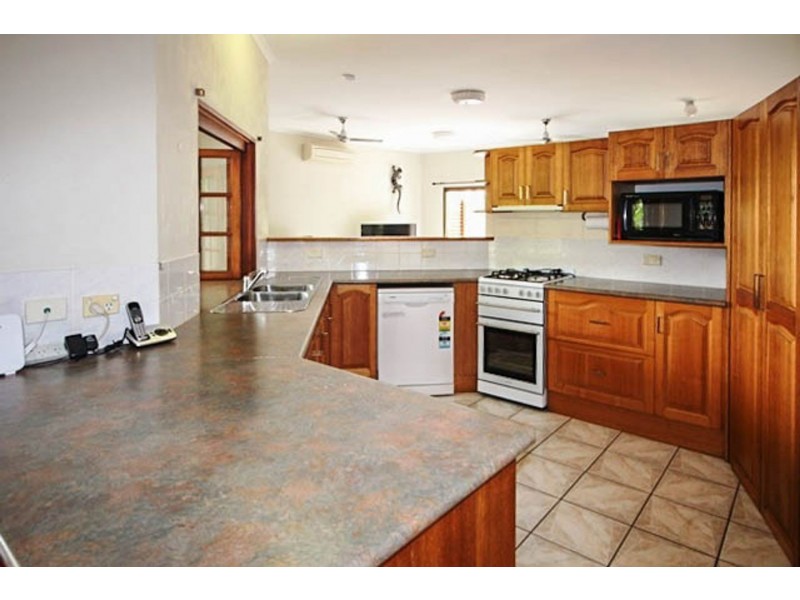 31 Barnard Drive, Mount Sheridan QLD 4868