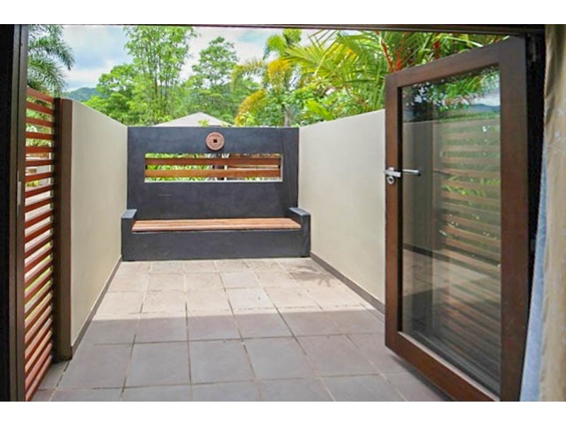31 Barnard Drive, Mount Sheridan QLD 4868