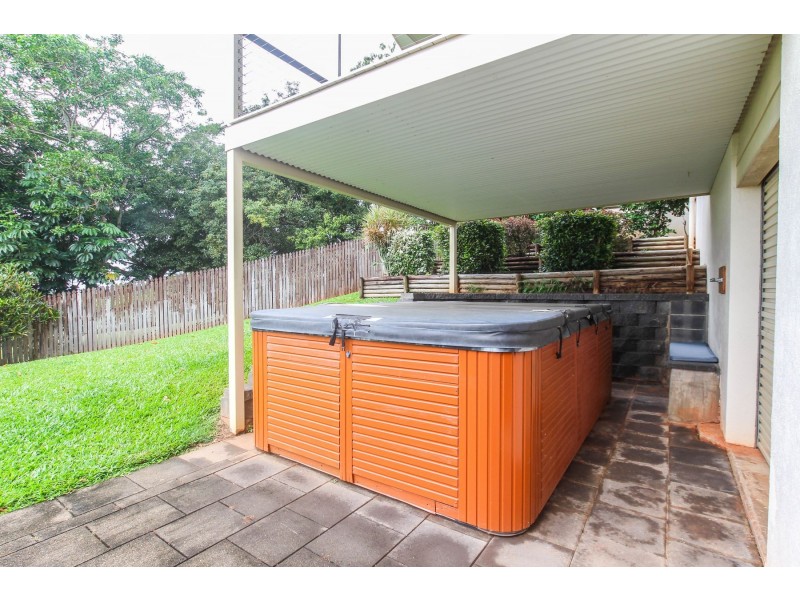 28 Guthrie Close, Bentley Park QLD 4869