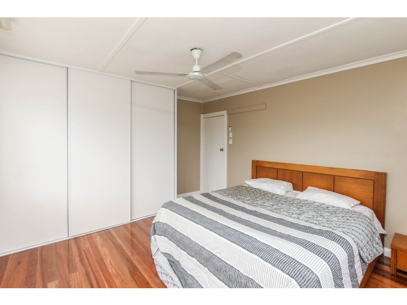 45 Dalton Street, Westcourt QLD 4870