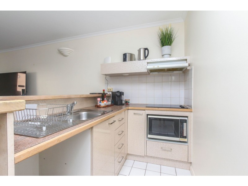 27/26 Sheridan Street, Cairns City QLD 4870
