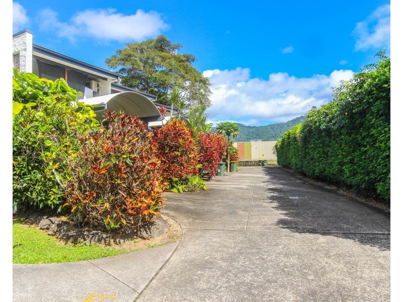 4/51-53 Ishmael Road, Earlville QLD 4870