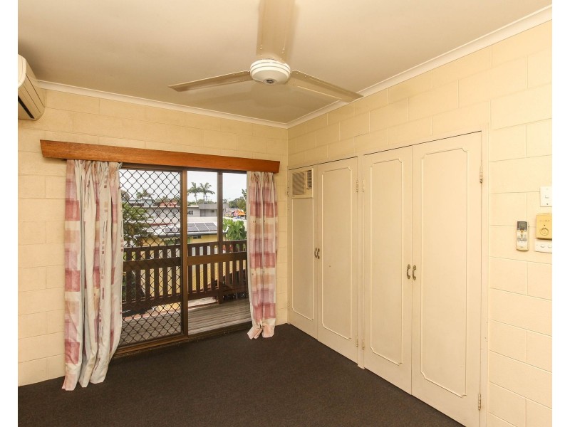 4/51-53 Ishmael Road, Earlville QLD 4870