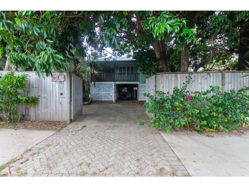 93 Kamerunga Road, Stratford QLD 4870