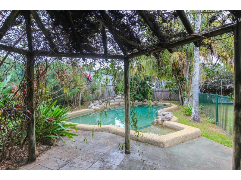 93 Kamerunga Road, Stratford QLD 4870