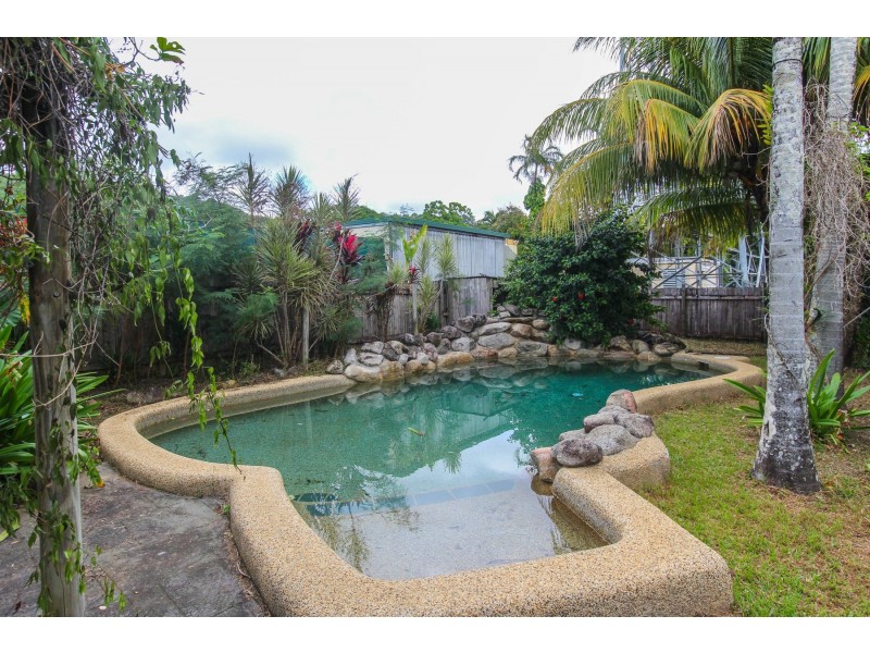 93 Kamerunga Road, Stratford QLD 4870