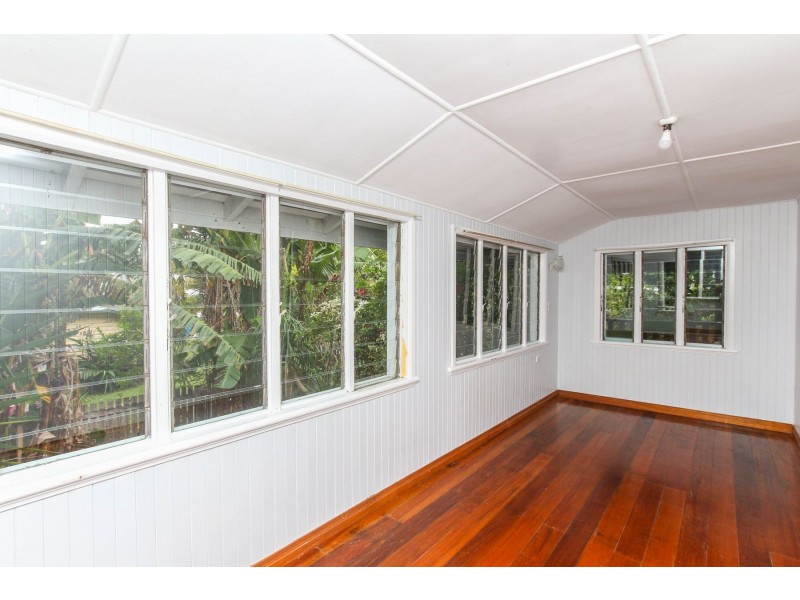 93 Kamerunga Road, Stratford QLD 4870