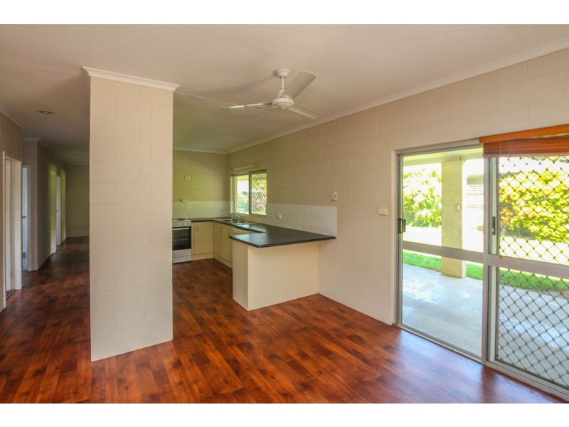 34 Tryal Street, Bentley Park QLD 4869