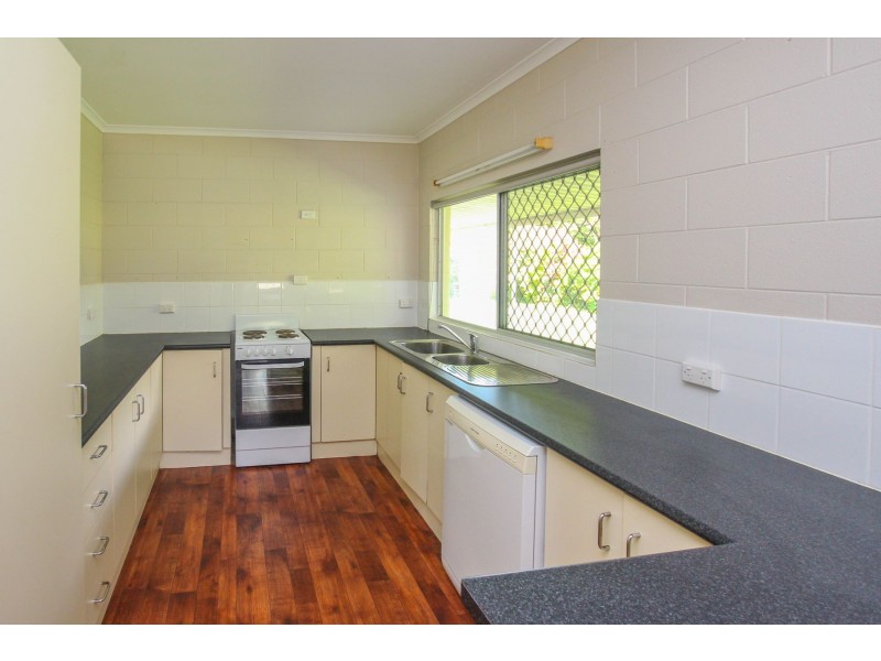 34 Tryal Street, Bentley Park QLD 4869