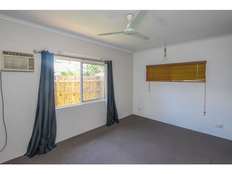 34 Tryal Street, Bentley Park QLD 4869