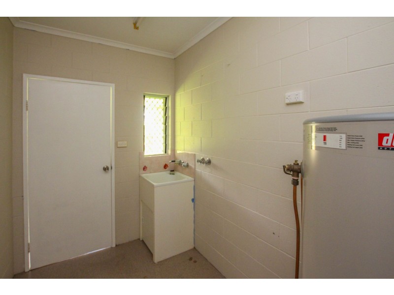 34 Tryal Street, Bentley Park QLD 4869