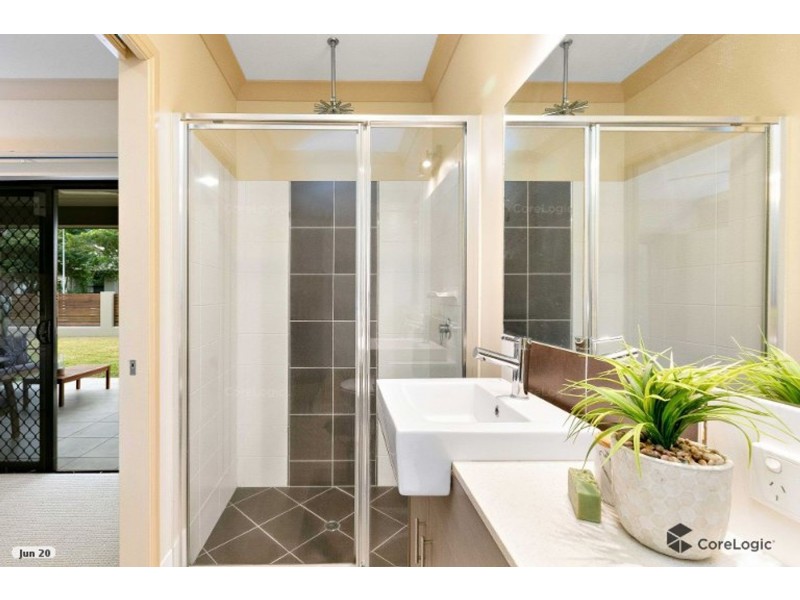 8 Keppel Place, Bentley Park QLD 4869