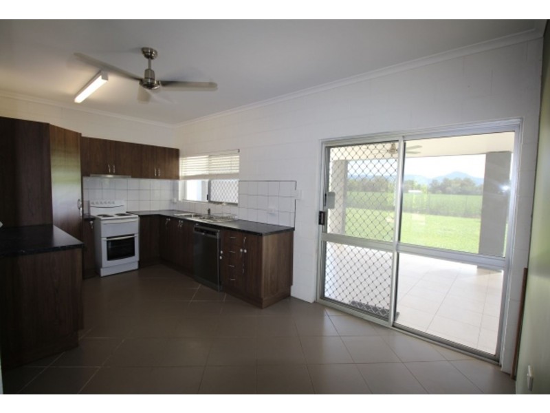 46 Stewart Street, Edmonton QLD 4869