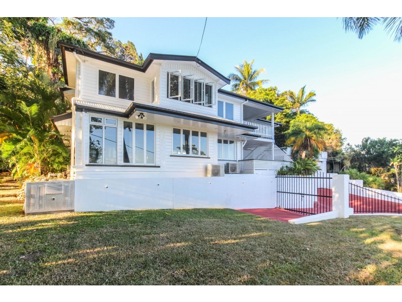40-42 Walsh Street, Edge Hill QLD 4870
