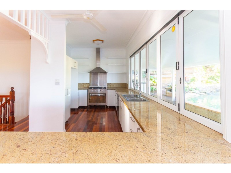 40-42 Walsh Street, Edge Hill QLD 4870