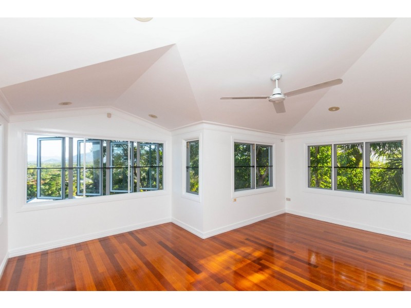 40-42 Walsh Street, Edge Hill QLD 4870