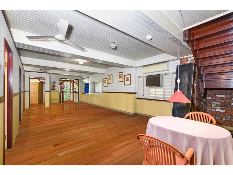 339 Draper Street, Parramatta Park QLD 4870