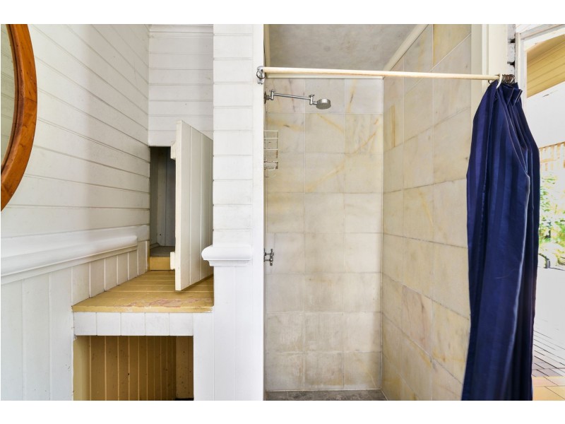 339 Draper Street, Parramatta Park QLD 4870